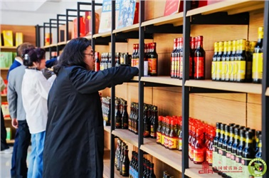 速看！擔(dān)心食品是否過期？新規(guī)讓你一眼識別